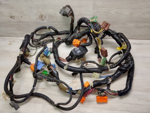 Электропроводка двигателя правая #563 32110PCC900 HONDA ACCORD