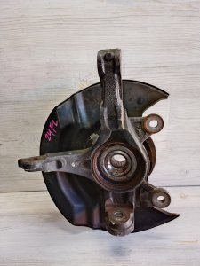 Ступица передняя левая #68 HONDA CR-V OEM 51216SWAA00 RE4 2008