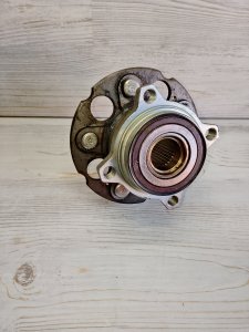 Ступица задняя правая #62 HONDA CR-V OEM 52215SWAA00 RE4 2008