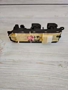 Блок управления стеклоподъемникими #78 TOYOTA CAMRY OEM 8482006100 ACV40 2006