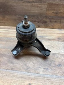 Подушка ДВС правая #187 TOYOTA CAMRY OEM 1236228190 ACV40 2006