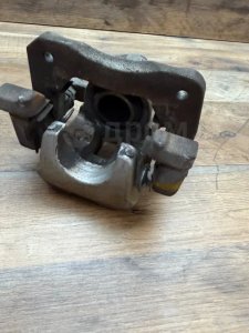 Суппорт задний правый #134 TOYOTA CAMRY OEM 4783033210 ACV40 2006