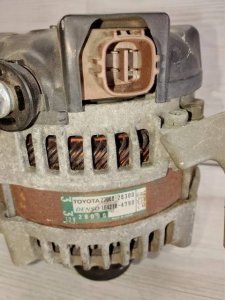 Генератор #241 TOYOTA CAMRY OEM 2706028300 ACV40 2006