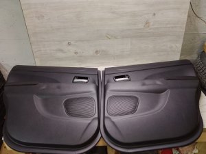 Обшивки дверей комплект #579 MITSUBISHI ASX OEM 7222A911XD GA3W 2010