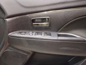 Обшивки дверей комплект #581 MITSUBISHI ASX OEM 7222A619XB GA4W 2013