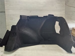 Обшивка багажника пара #661 TOYOTA COROLLA OEM 6472012010C0 NZE121 2006