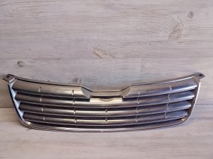 Решетка радиатора #669 5311113260 TOYOTA COROLLA