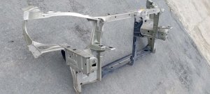 Рамка радиатора #674 TOYOTA COROLLA OEM 532011A320 NZE121 2006