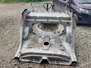 Задняя часть автомобиля с крыльями #675 616021E860 TOYOTA COROLLA