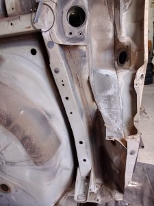 Задняя часть автомобиля с крыльями #675 TOYOTA COROLLA OEM 616021E860 NZE121 2006