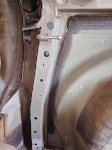 Задняя часть автомобиля с крыльями #675 TOYOTA COROLLA OEM 616021E860 NZE121 2006