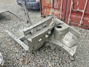 Лонжерон передний левый #677 TOYOTA COROLLA OEM 5370268010 NZE121 2006