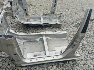 Лонжерон передний левый #677 TOYOTA COROLLA OEM 5370268010 NZE121 2006