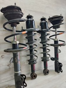 Амортизатор подвески комплект #688 TOYOTA COROLLA OEM 485301A410 NZE121 2006