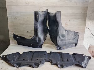 Защита двигателя комплект #698 TOYOTA COROLLA OEM 5144212190 NZE121 2006