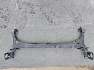 Балка подвески задняя #701 4210102160 TOYOTA COROLLA