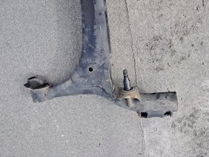 Балка подвески задняя #701 TOYOTA COROLLA OEM 4210102160 NZE121 2006