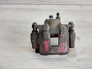 Суппорт передний левый #704 4775020510 TOYOTA COROLLA