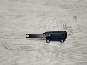 Амортизатор бардачка #721 TOYOTA COROLLA OEM 5505412010 NZE121 2006