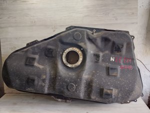 Топливный бак #746 7700112820 TOYOTA COROLLA