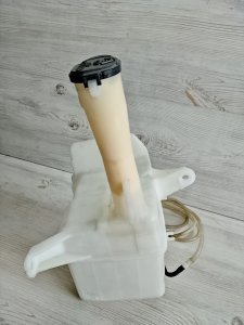 Бачок стеклоомывателя #752 TOYOTA COROLLA OEM 8531512450 NZE121 2006