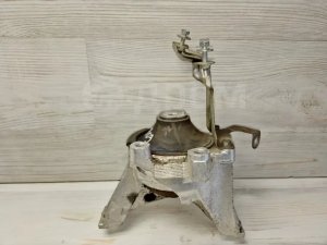 Подушка двигателя правая #303 50820SWAA01 HONDA CR-V