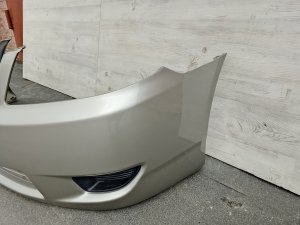 Бампер передний #760 TOYOTA COROLLA OEM 5211912A30B0 NZE121 2006