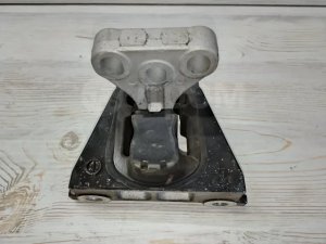 Подушка двигателя левая #300 HONDA CR-V OEM AR00551 RE4 2008