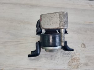 Подушка двигателя правая #774 TOYOTA COROLLA OEM 1237221070 NZE121 2006
