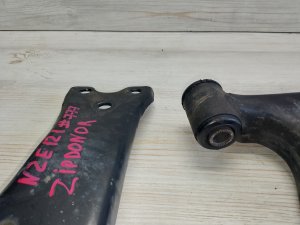 Рычаги передние пара #777 TOYOTA COROLLA OEM 4806812290 NZE121 2006