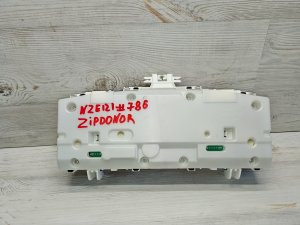Панель приборов #786 TOYOTA COROLLA OEM 8380012A90 NZE121 2006