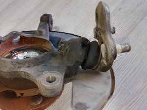 Ступица с шаровой передняя правая #804 TOYOTA COROLLA OEM 4321219015 NZE121 2006