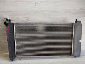 Радиатор охлаждения двигателя #806 1640021160 TOYOTA COROLLA