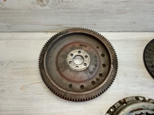 Комплект сцепления #821 TOYOTA COROLLA OEM 3121005015 NZE121 2006