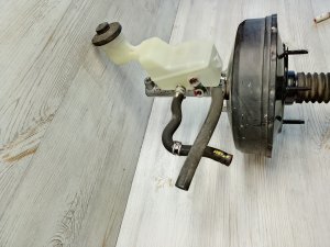 Главный тормозной цилиндр #826 TOYOTA COROLLA OEM 4720112390 NZE121 2006