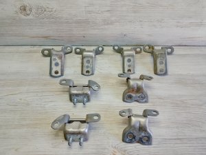 Петли дверей комплект #841 TOYOTA COROLLA OEM 6872012151 NZE121 2006