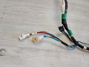 Проводка двери передняя правая #844 TOYOTA COROLLA OEM 821521A760 NZE121 2006