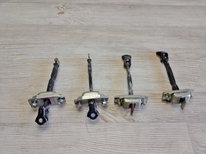 Ограничители дверей комплект #846 TOYOTA COROLLA OEM 6861012161 NZE121 2006