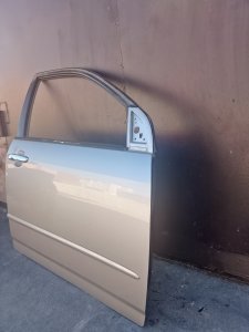 Дверь передняя правая #857 TOYOTA COROLLA OEM 6700312840 NZE121 2006