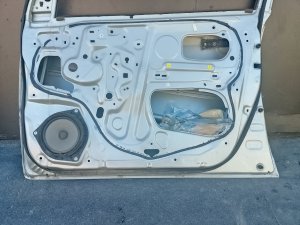 Дверь передняя правая #857 TOYOTA COROLLA OEM 6700312840 NZE121 2006