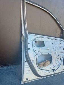 Дверь передняя левая #858 TOYOTA COROLLA OEM 6700312840 NZE121 2006