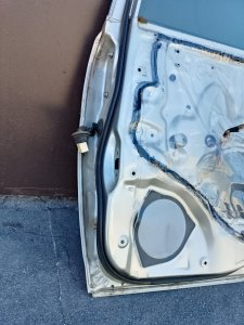 Дверь задняя правая #860 TOYOTA COROLLA OEM 6700312840 NZE121 2006