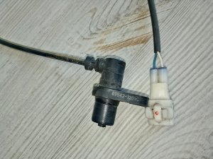 Датчик ABS передний правый #868 TOYOTA COROLLA OEM 8954212070 NZE121 2006