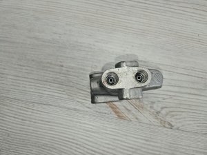 Распределитель тормозной #876 TOYOTA COROLLA OEM 9090412088 NZE121 2006