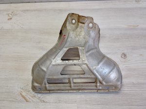Кожух выпускного коллектора #882 1716721110 TOYOTA COROLLA
