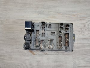 Блок предохранителей салонный #903 HONDA ACCORD OEM 38800S0AJ11 2001