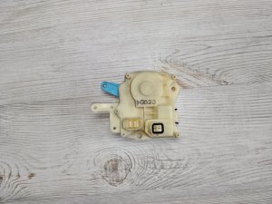 Замок двери задний левый #918 HONDA ACCORD OEM 72150S0A003 2001