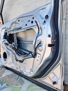 Дверь передняя правая #96 HONDA CR-V OEM 67010SWAJ10ZZ RE4 2008